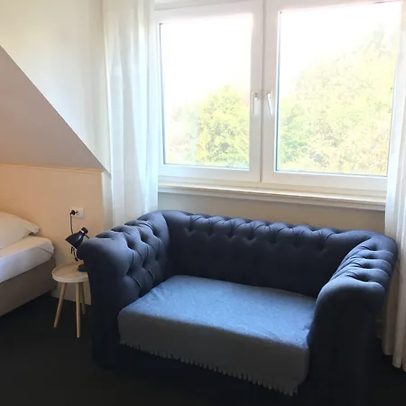 فندق Parkhotel 3*